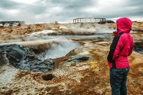 5 of the very hottest volcano tours in Iceland - Routes North