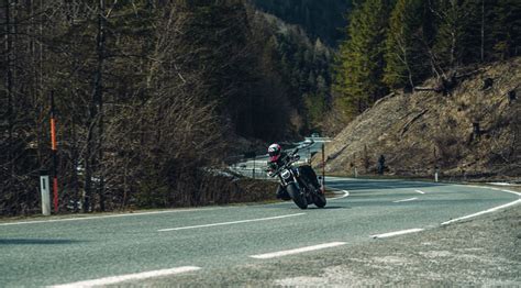 Mittelklasse Naked Bikes Im Vergleich Honda CB R