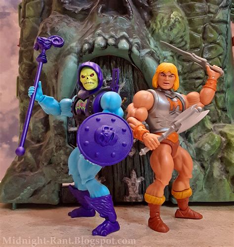 Masters Of The Universe Origins Deluxe Battle Armor Skeletor