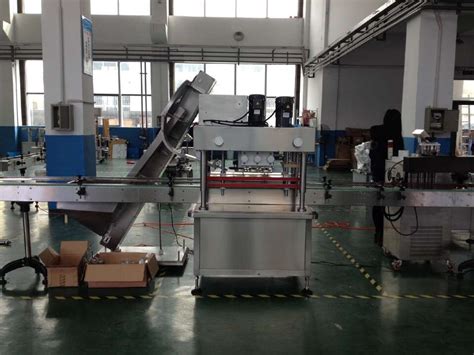 Automatic Capping Machine With Cap Elevator Shanghai Xiaoteng