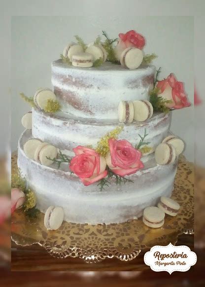 Años Naked Cake
