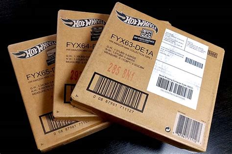 年Amazon com限定 Hot Wheels Pack Mini Collection 箱のレビューHW初心者には最強なスターターキットだこれ Hot Wheels