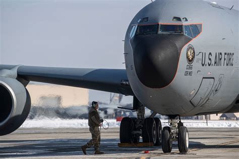 DVIDS Images NJANG Demonstrates ACE Hot Pit Refueling Image Of