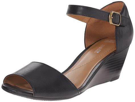17 Best images about Clarks sandals on Pinterest | Thongs, Gladiator ...