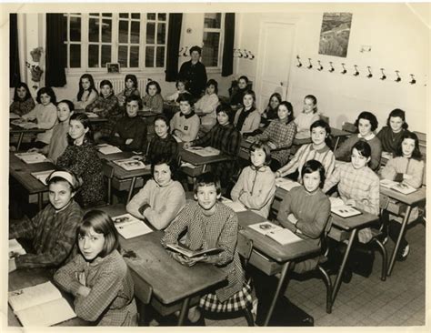 Photo De Classe Cm2 De 1968 Ecole Jean Zay Hirson Copains Davant