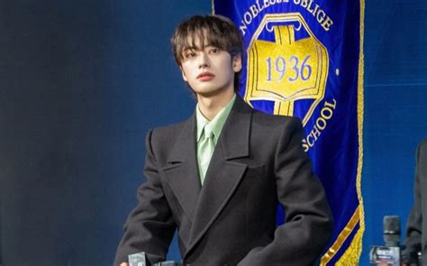 Mỹ nam hot rần rần vì cảnh nóng gây sốc visual đúng chuẩn thiếu gia tài phiệt khiến dân tình si mê