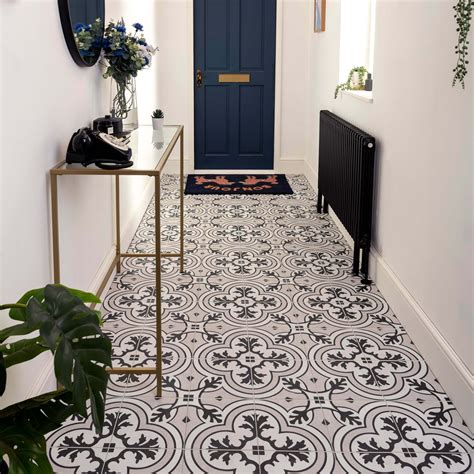 Hallway Flooring Hall Floor Tiles Ideas Amtico Off