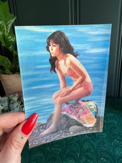 Vintage Nude Bikini Model Lenticular Post Card