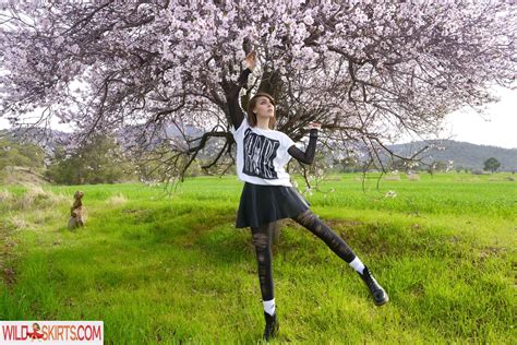 Alina Rin Alinarin Alinarinrin Arinushika Nude OnlyFans Instagram Leaked Photo