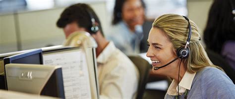 Телефонные гарнитуры и спикерфоны Plantronics, Jabra, VoIP телефоны ...