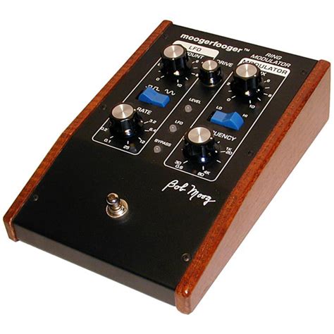 Moog Moogerfooger Ring Modulator Mf 102 Gear4music