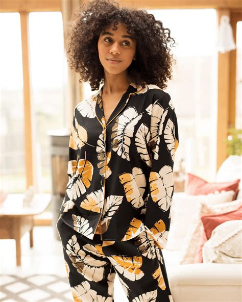 Annie Leaf Print Pyjama Set TKD Lingerie