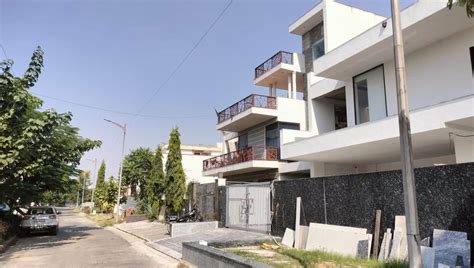 Park Facing House for Sale in Dharuhera Bestech City at Rewari (Sold) | Hans Kumar