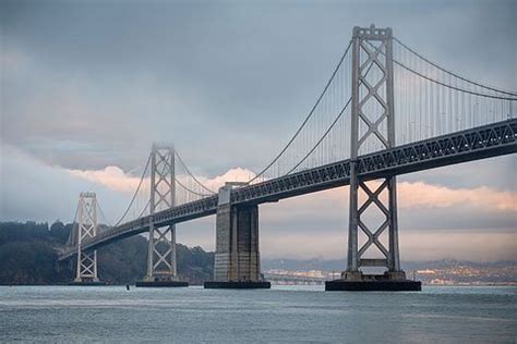 San Francisco–Oakland Bay Bridge – Wikipedia, wolna encyklopedia