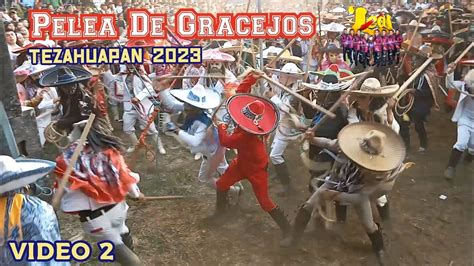 Pelea De Gracejos Tezahuapan De Junio Grupo Leal Youtube