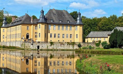 Schloss Dyck In J Chen Koeln De