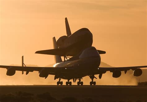 NASA's modified Boeing 747 Shuttle | Free Photo - rawpixel