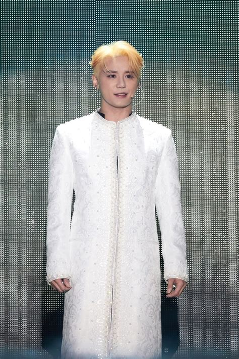 김준수 뮤지컬 데뷔 10주년 기념 팬미팅 전석 매진 ‘최다 동접 5천 명 이상