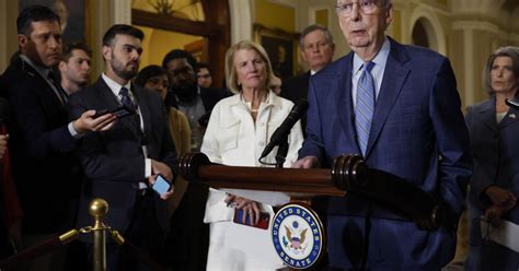 Kentucky crowd shouts “retire” at Mitch McConnell | Just The News