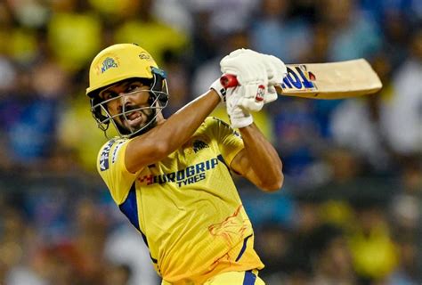 Ipl Csk Skipper Ruturaj Gaikwad Overtakes Sachin Tendulkar Run Tally