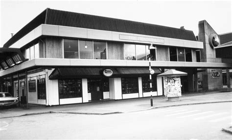 Main Street 1988 North Side 14 Provincial Tavern Upper Hutt City