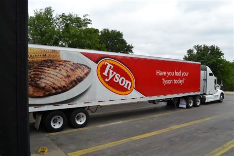 Tyson Foods Inc To Discontinue Operations At Two Plants 880 Jobs Impacted