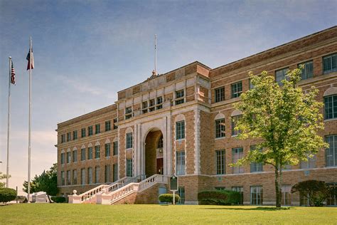 Hutchinson County Courthouse Photograph by Joan Carroll - Fine Art America