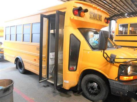 2010 GMC SAVANA STARCRAFT SMALL SCHOOL BUS #9125 - Mathies & Sons, Inc ...