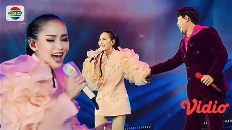 Spektakuler Festival Malam Ini Ayu Ting Sukses Bawakan Lagu Romantis