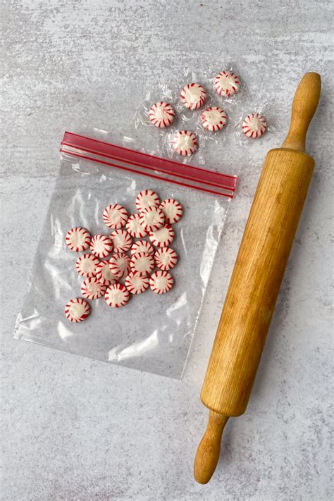 Homemade Peppermint Hot Cocoa Mix Contained Cuisine