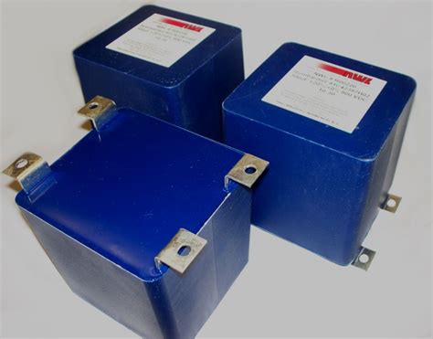 R Series Capacitors Snubber Capacitors High Current Input Filter