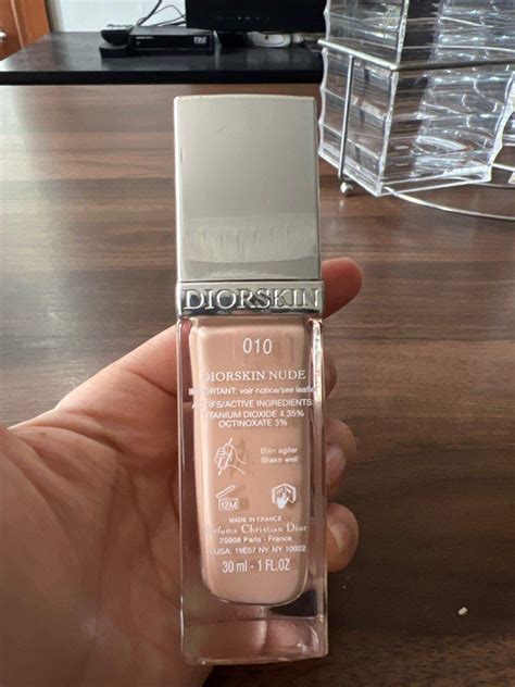 Dior Skin Nude 010 Kesehatan Kecantikan Rias Wajah Di Carousell