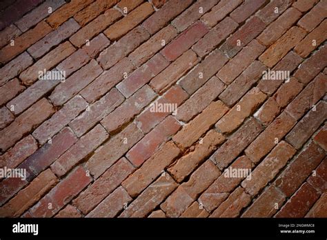 Un Tr S Vieux Plancher De Briques Fait Main Photo Stock Alamy