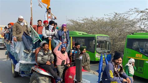 India protests: Police block roads into New Delhi to stop farmers disrupting budget day | World ...