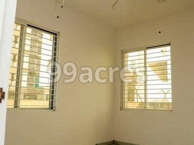 Bhk Apartment Flat For Sale In Aastha Vatika Sunpharma Road