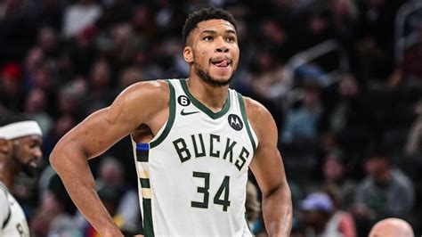 Giannis Antetokounmpo Reveals Fun Secret To His Hot Start Yardbarker