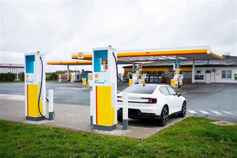 EV Charging Business Develops Amid Changes In Gas Station Models