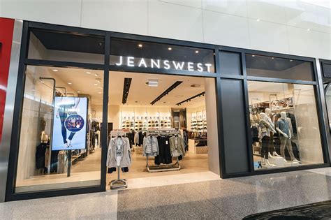 Jeanswest | Farrago