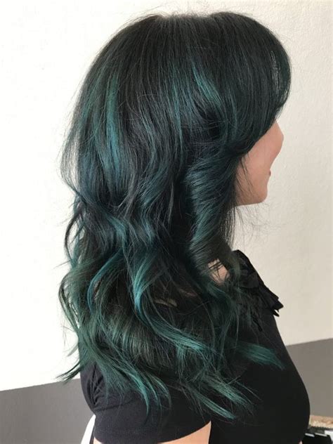 20+ Forest Green Hair Looks To Inspire Your Makeover