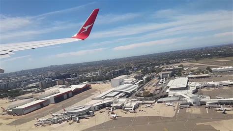 Qantas 737 800 Take Off From Sydney 60 Fps Sydney Adelaide Youtube