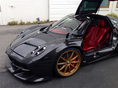 Driving The Magnificent Pagani Huayra Wheelsca