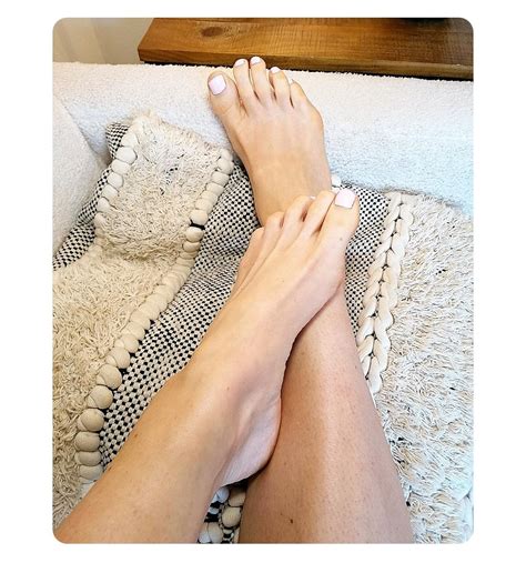 Naked And Cute R Feetfindercom