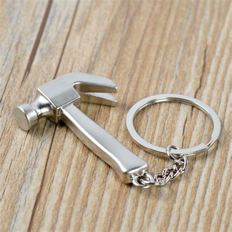 Mini Metal Keychain Personality Claw Hammer Pendant Model Claw Hammer