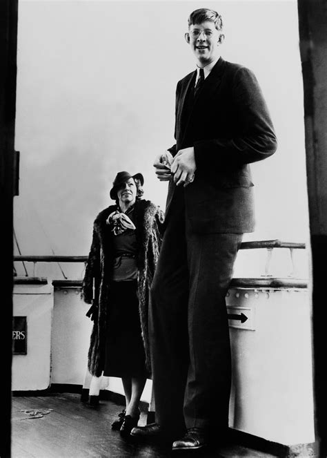 The Tallest Man In History 18 Amazing Vintage Photographs Captured