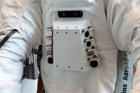 This Company Says It Has A Lunar Space Suit That Will Be Ready For Nasas 2024 Moon Mission