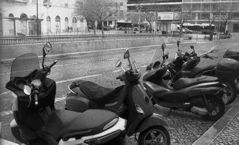 Life in P&B | 35mm on Behance