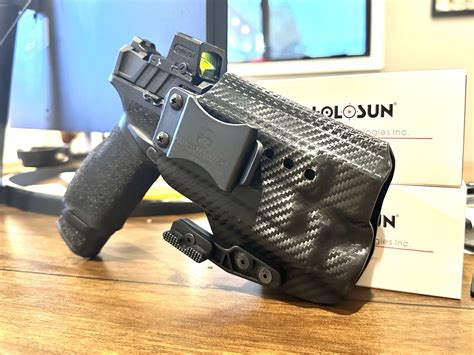 Springfield Echelon with Streamlight TLR-1 Light Holster