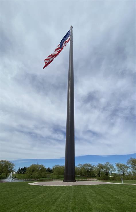 Worlds Tallest Flagpole In Sheboygan Wi 400ft Tall 70x140ft My