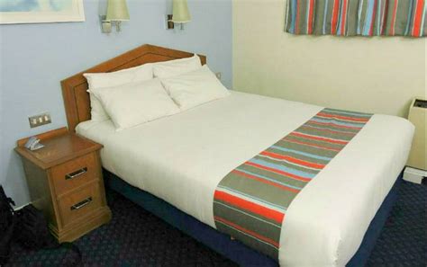 Travelodge London Kings Cross Royal Scot Hotel, London | Book on ...