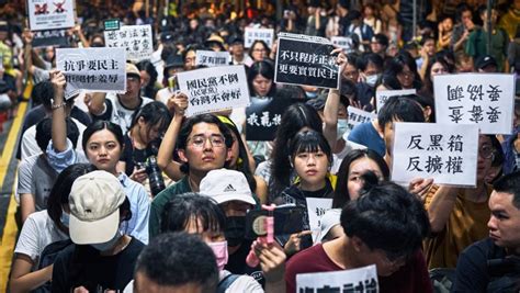 Oposisi Desak Uu Kontroversial Demonstran Taiwan Marah Global